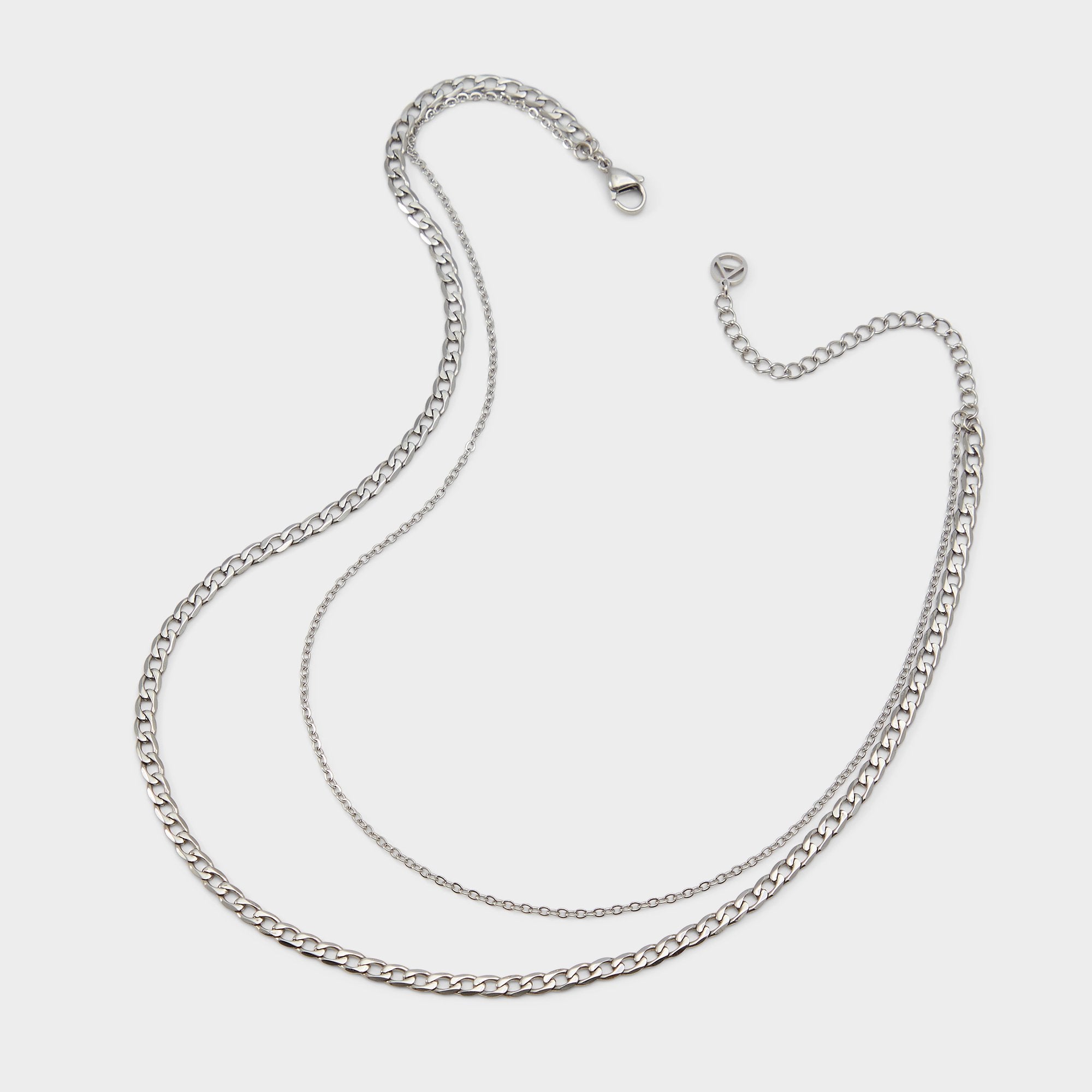 product_13935360_lovechain_silver_040_main_sq_gy